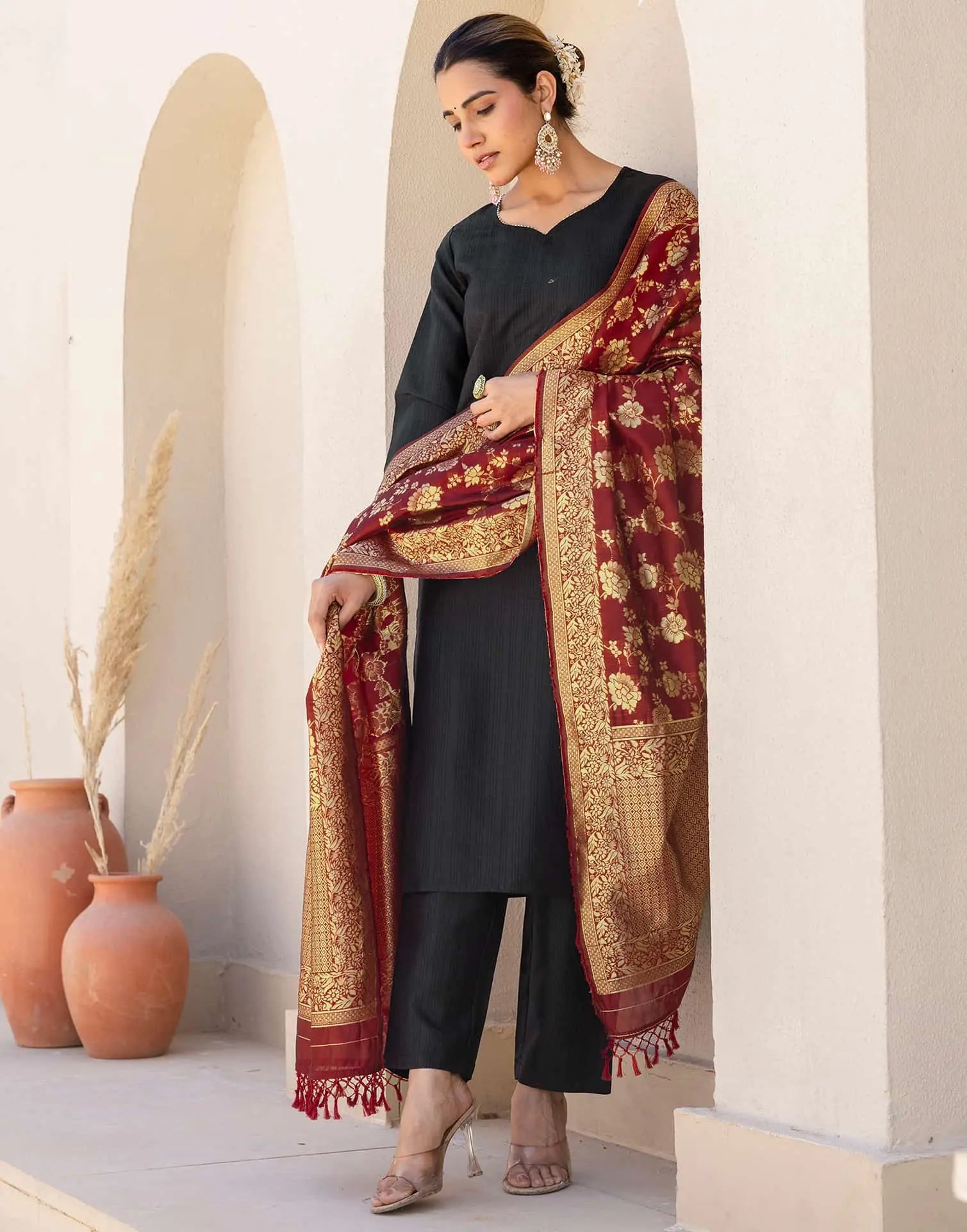 affordable round neck kurta set 