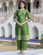 Silk Blend Woven Woven Straight 3 Piece Kurta Set