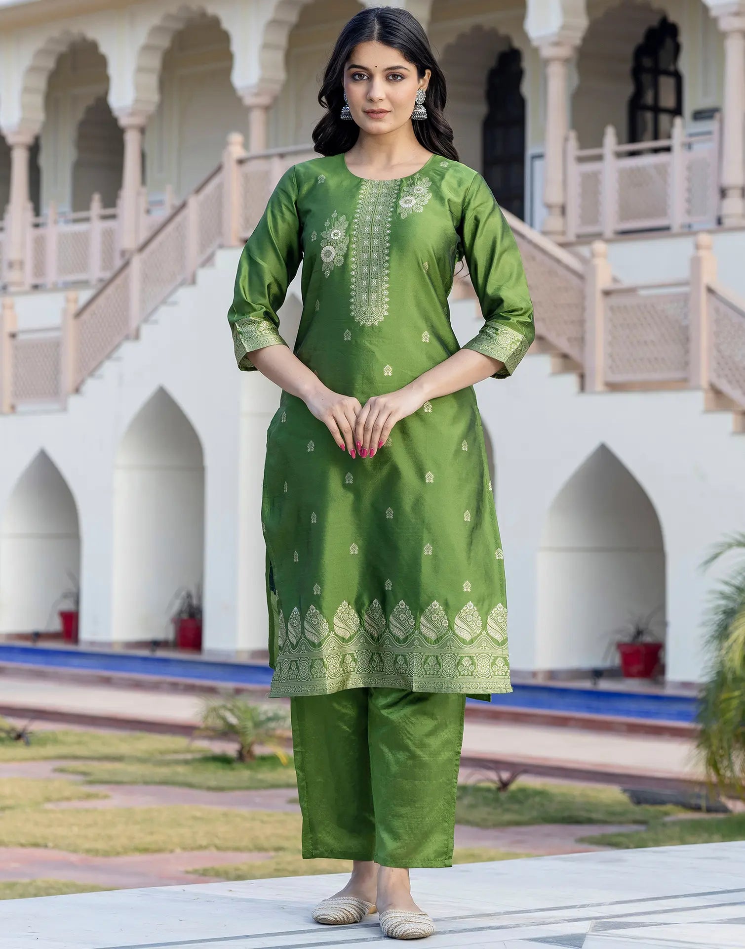 Silk Blend Woven Woven Straight 3 Piece Kurta Set