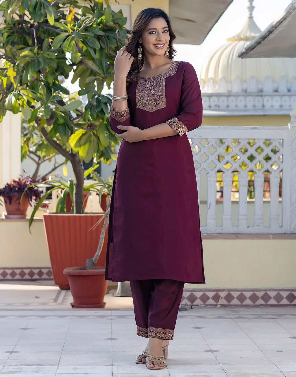 Silk Blend Woven Woven Straight 3 Piece Kurta Set