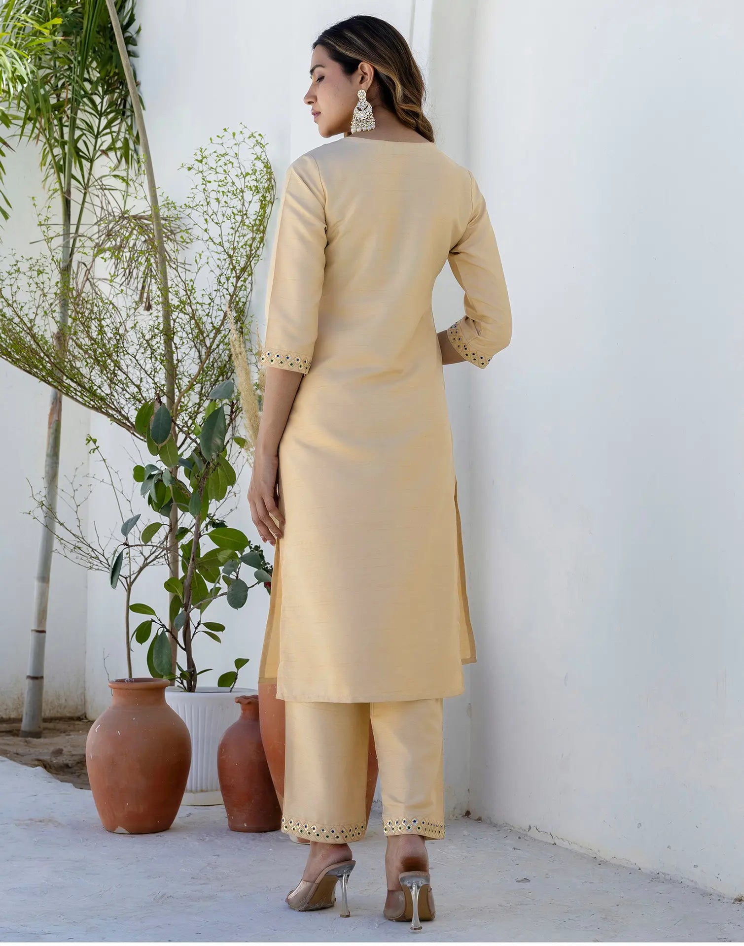 Silk Blend Embroidered Straight 3 Piece Kurta Set