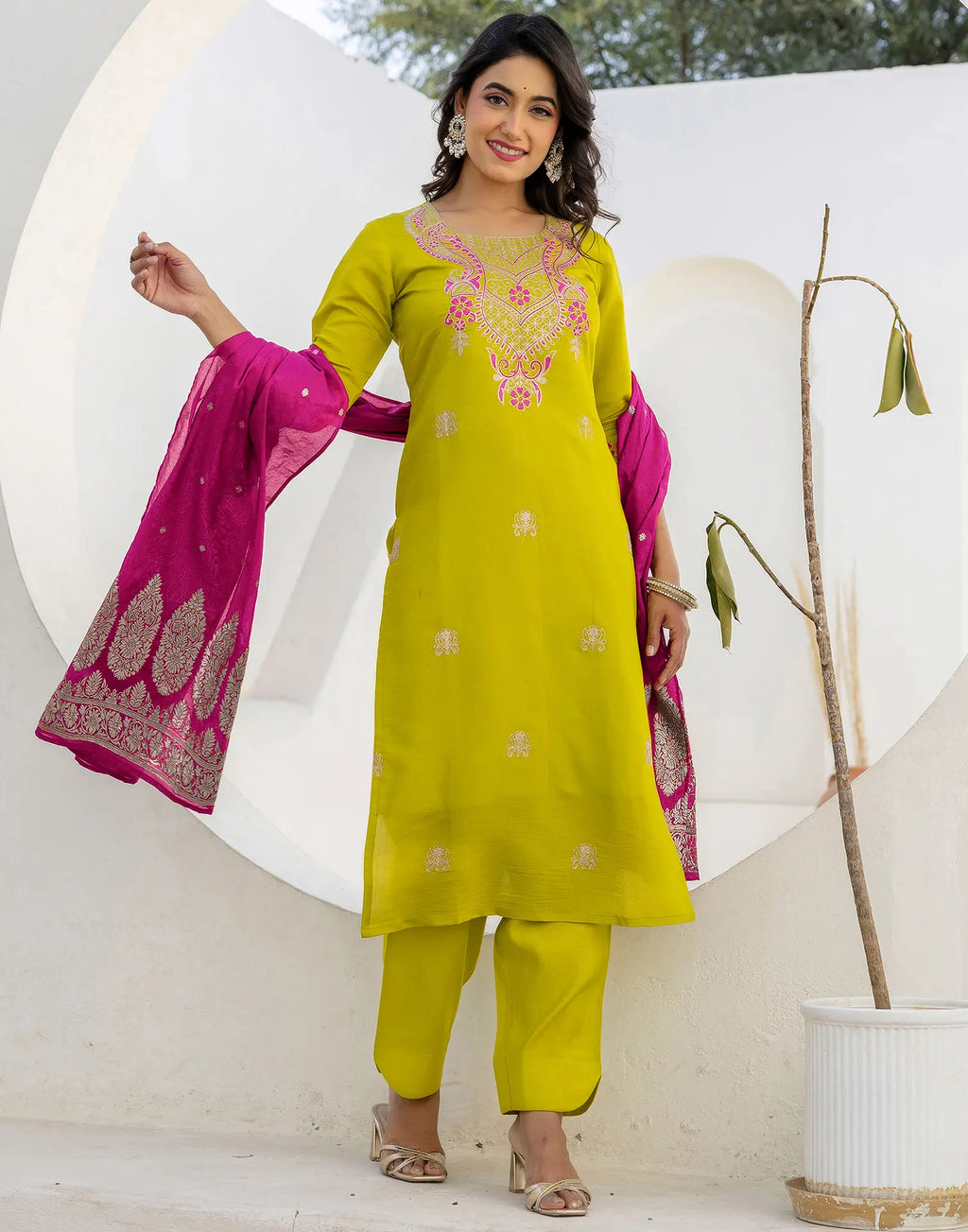 Silk Blend Embroidered Straight 3 Piece Kurta Set