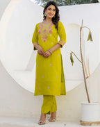 Silk Blend Embroidered Straight 3 Piece Kurta Set