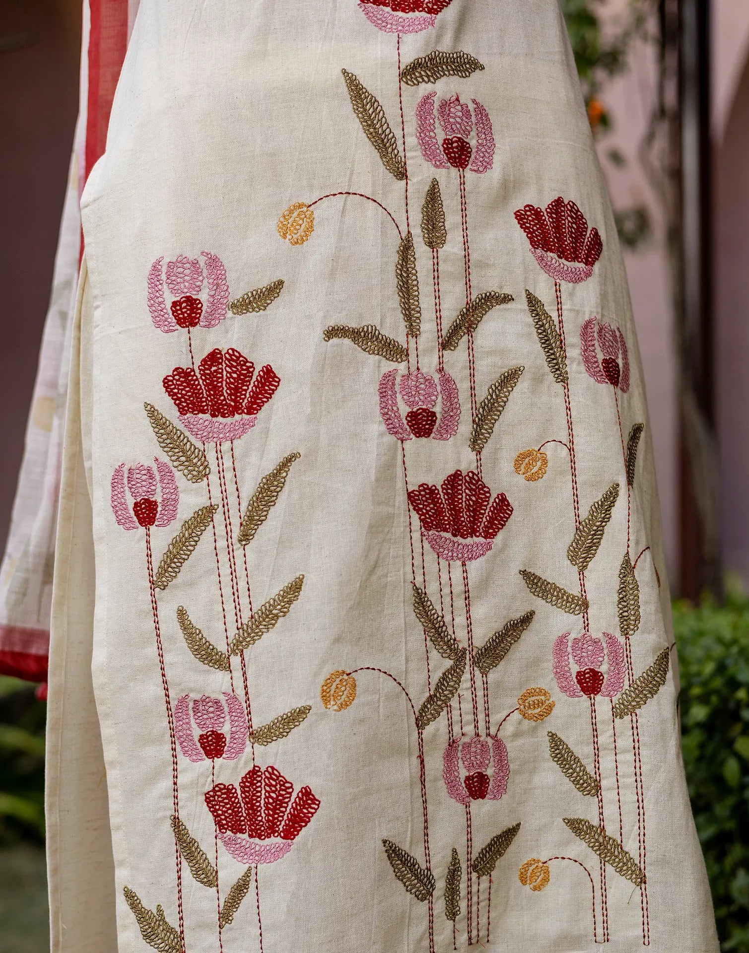 Skylee Cotton Embroidered Straight 3 Piece Kurta Set For Woman