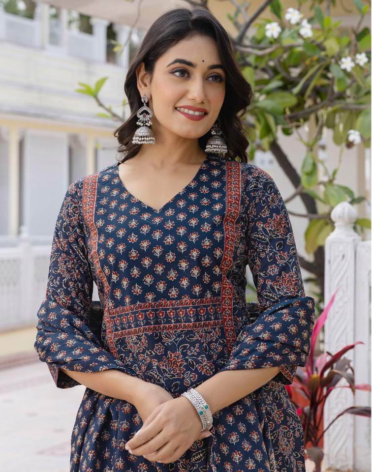 Navy Blue Silk Printed V Neck 3/4 Sleeve Straight Kurta Set With Pant & Dupatta