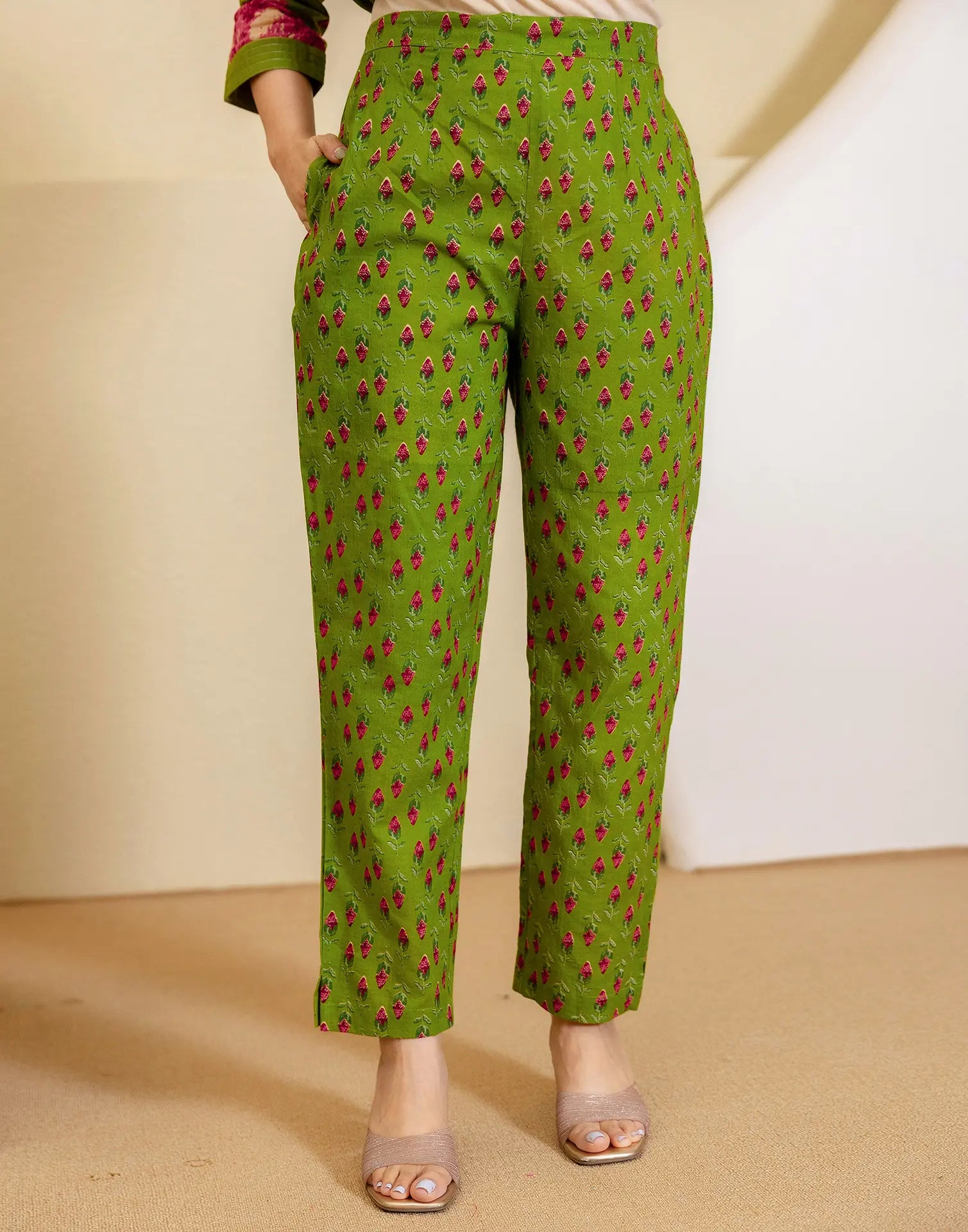 Viscose Rayon Floral Print Straight 3 Piece Kurta Set