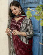 Skylee Viscose Rayon Printed Straight 3 Piece Kurta Set For Woman