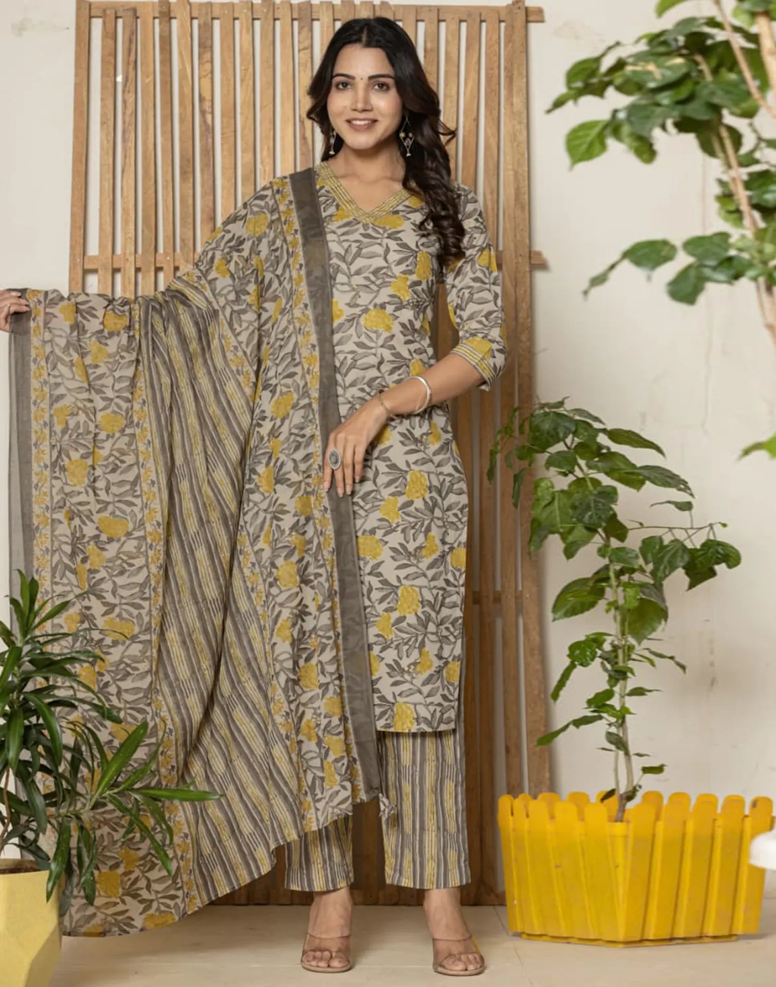 Viscose Rayon Foil Print Straight 3 Piece Kurta Set