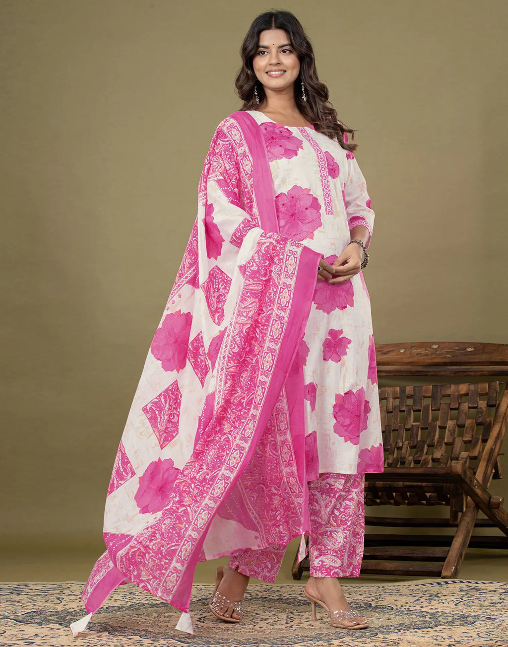 Skylee Cotton Floral Print Straight 3 Piece Kurta Set For Woman