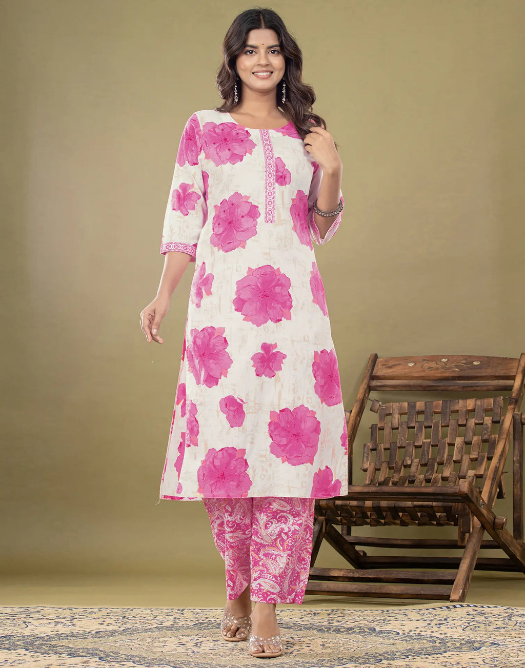 Skylee Cotton Floral Print Straight 3 Piece Kurta Set For Woman