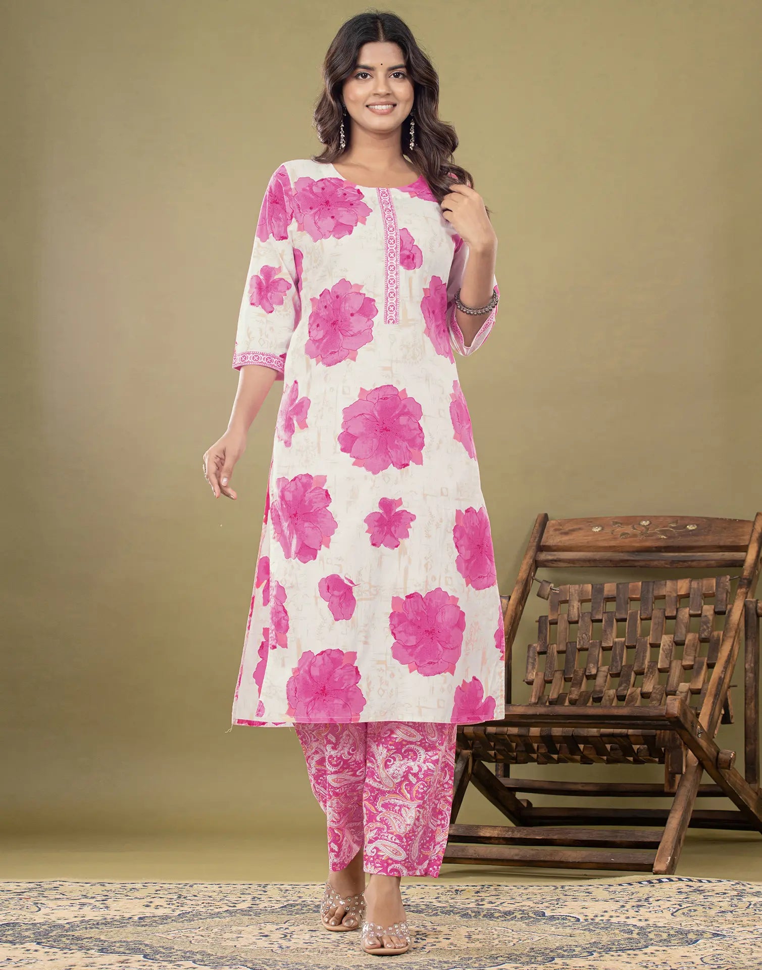 Skylee Cotton Floral Print Straight 3 Piece Kurta Set For Woman