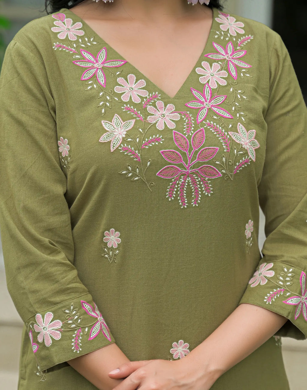 Silk Blend Embroidered Straight 3 Piece Kurta Set