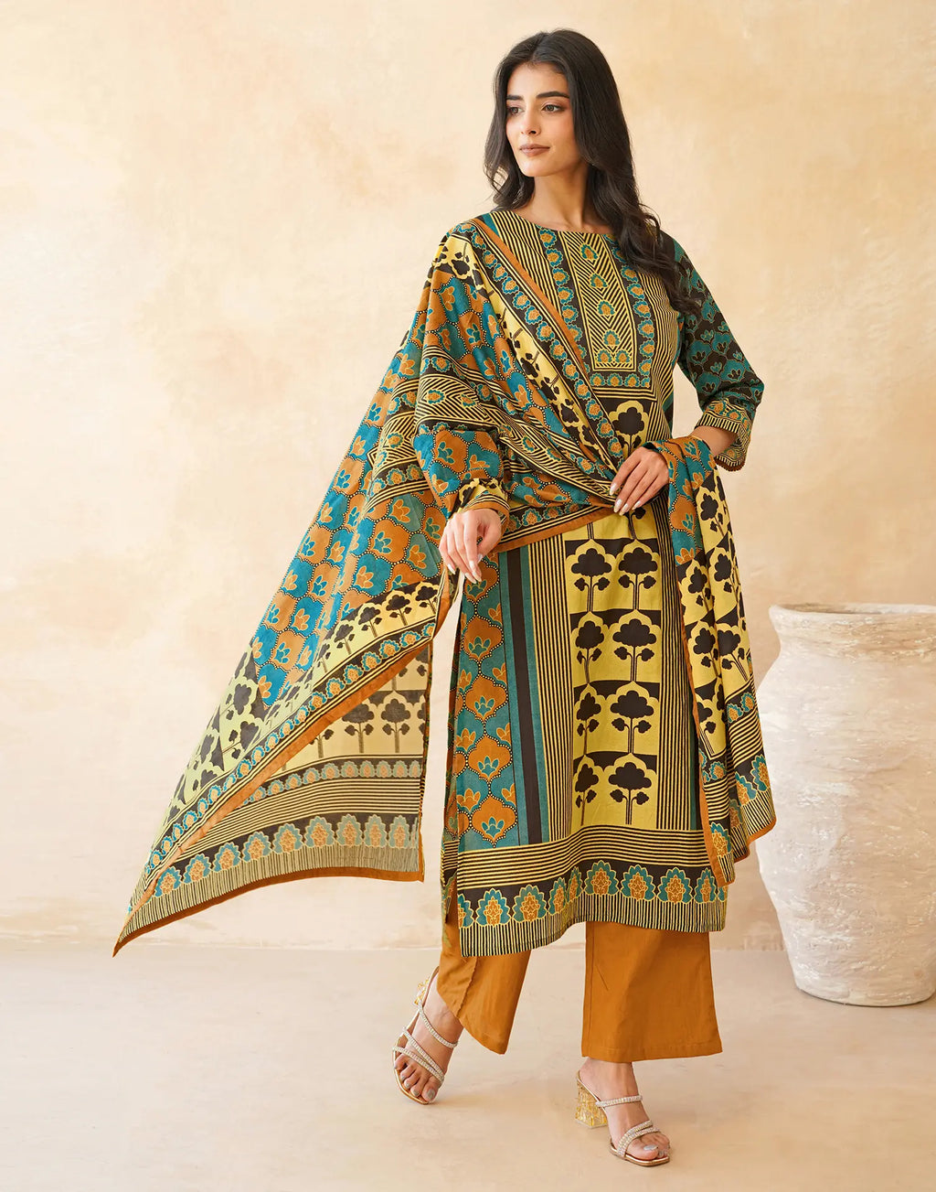 Black Round Neck Digital Printed Straight 3 Piece Kurta Set with Dupatta