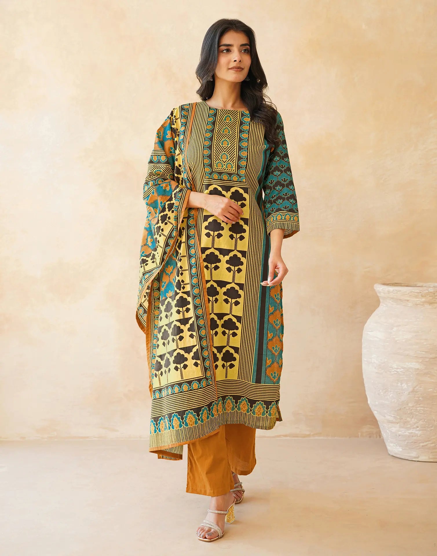 Black Round Neck Digital Printed Straight 3 Piece Kurta Set with Dupatta