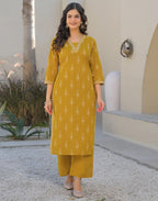 Skylee Cotton Printed Straight 3 Piece Kurta Set For Woman