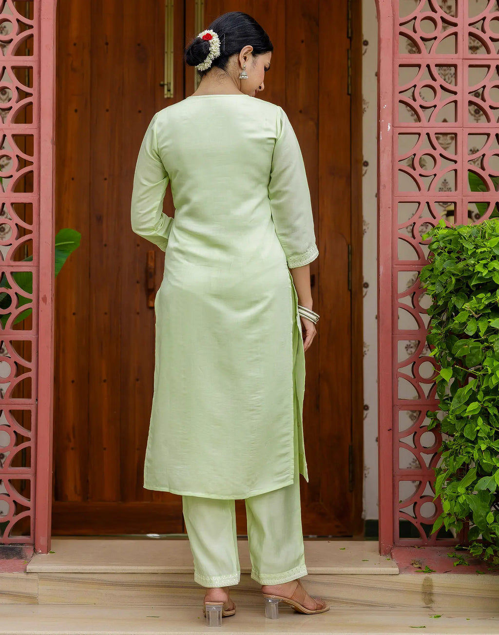 Silk Blend Embroidered Straight 3 Piece Kurta Set