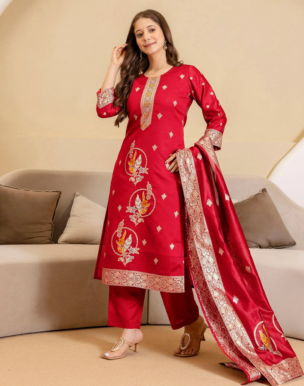 Skylee Taffeta Woven Straight 3 Piece Kurta Set For Woman