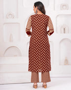 Skylee Cotton Printed Straight 3 Piece Kurta Set For Woman