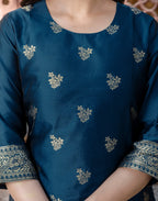 Silk Blend Woven Woven Straight 3 Piece Kurta Set