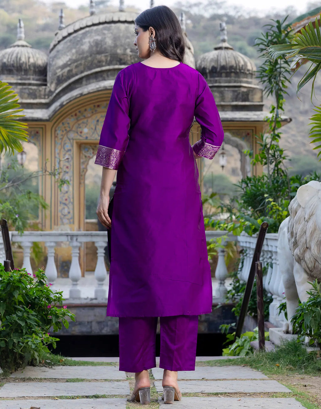Silk Blend Woven Woven Straight 3 Piece Kurta Set