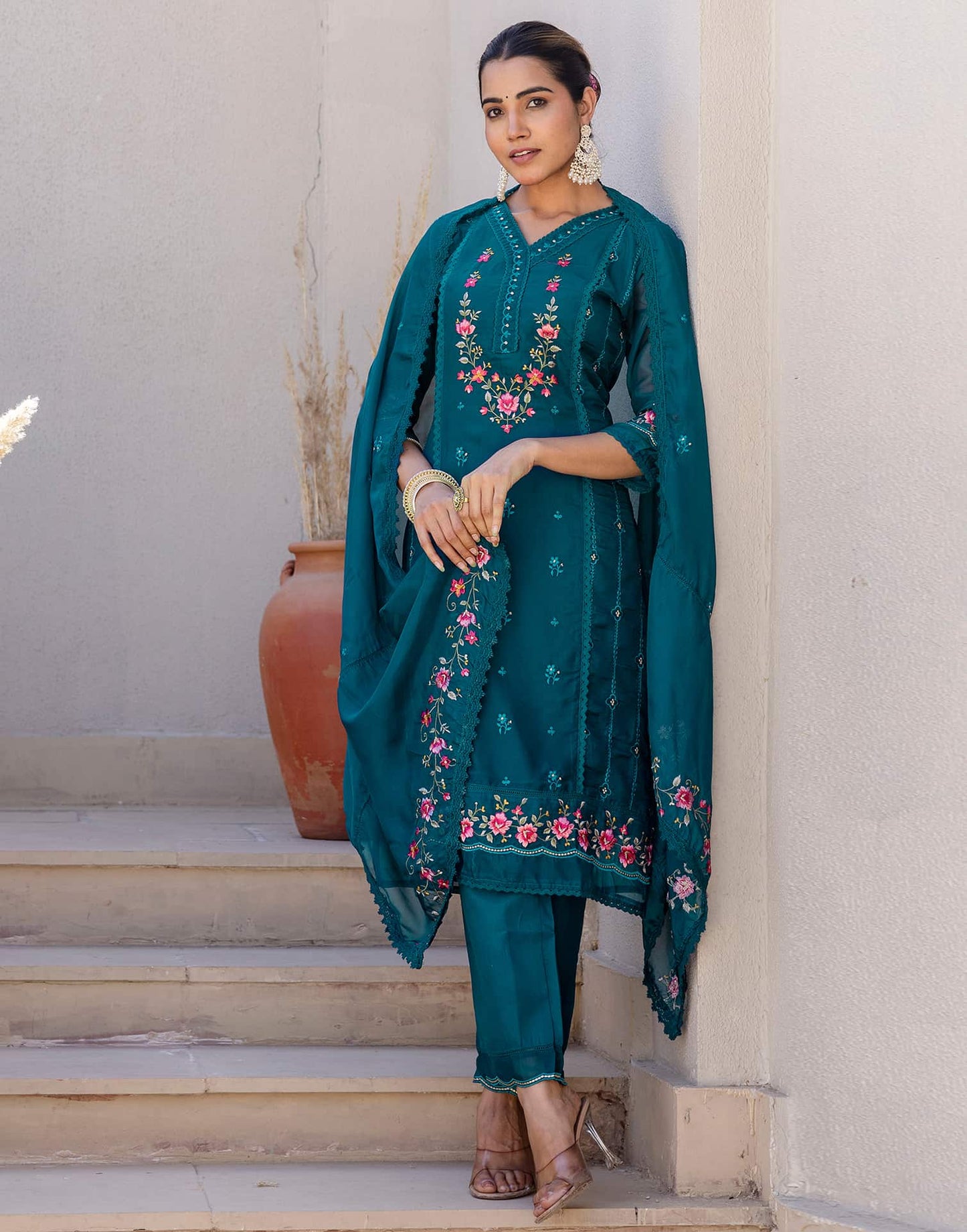 Silk Blend Embroidery Straight Kurta with Pant & Dupatta