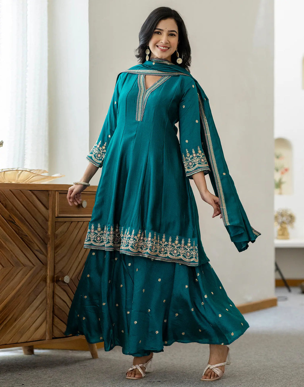 Poly Chinnon Embroidered Anarkali 3 Piece Kurta Set