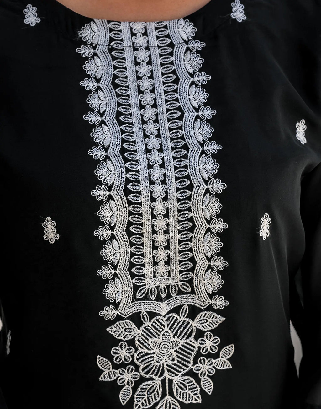 Organza Embroidered Straight 3 Piece Kurta Set