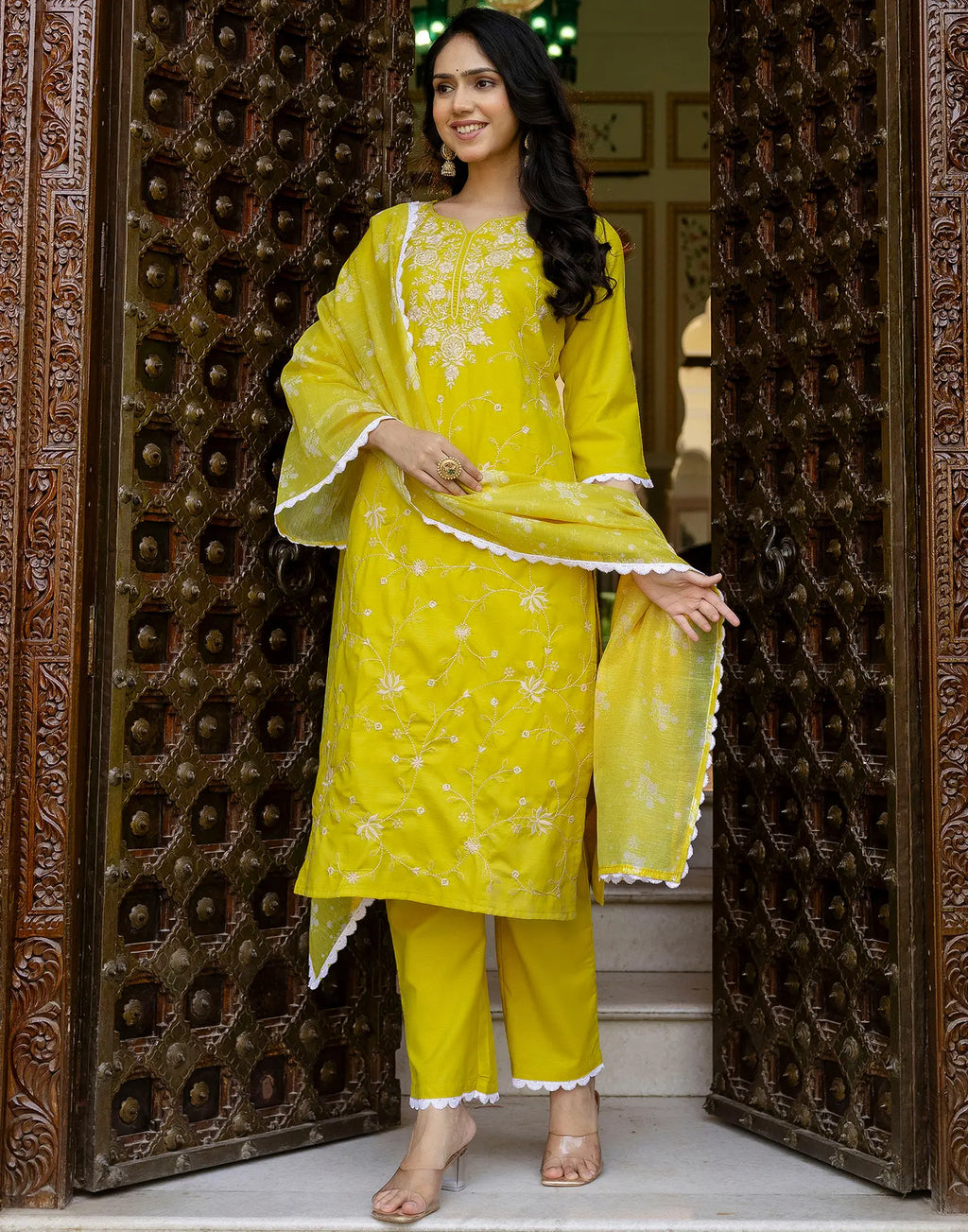 Cotton Blend Embroidered Straight 3 Piece Kurta Set