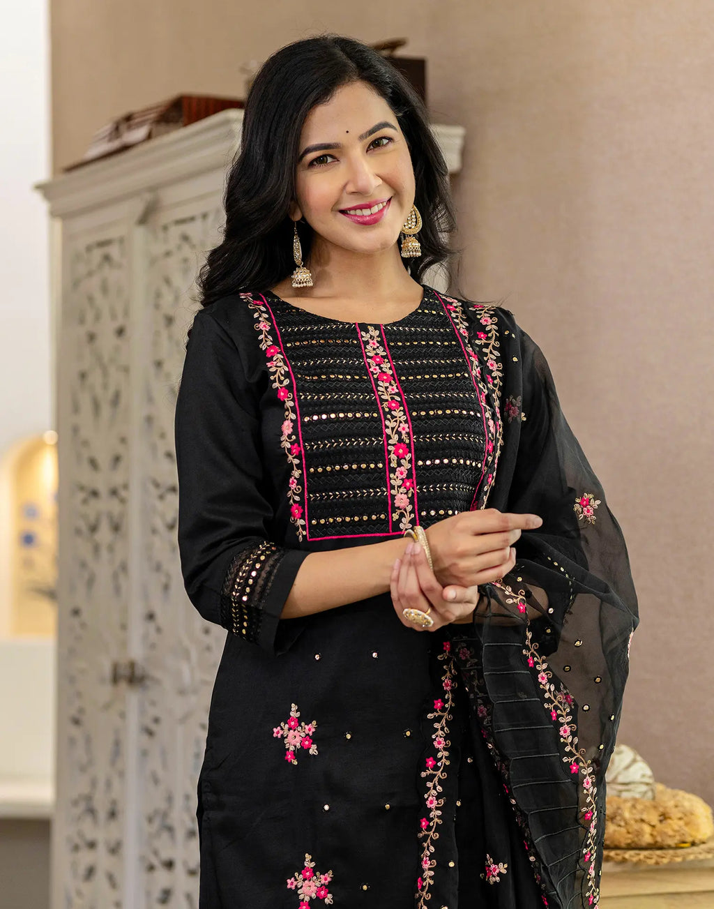 Poly Chinnon Embroidered Straight 3 Piece Kurta Set