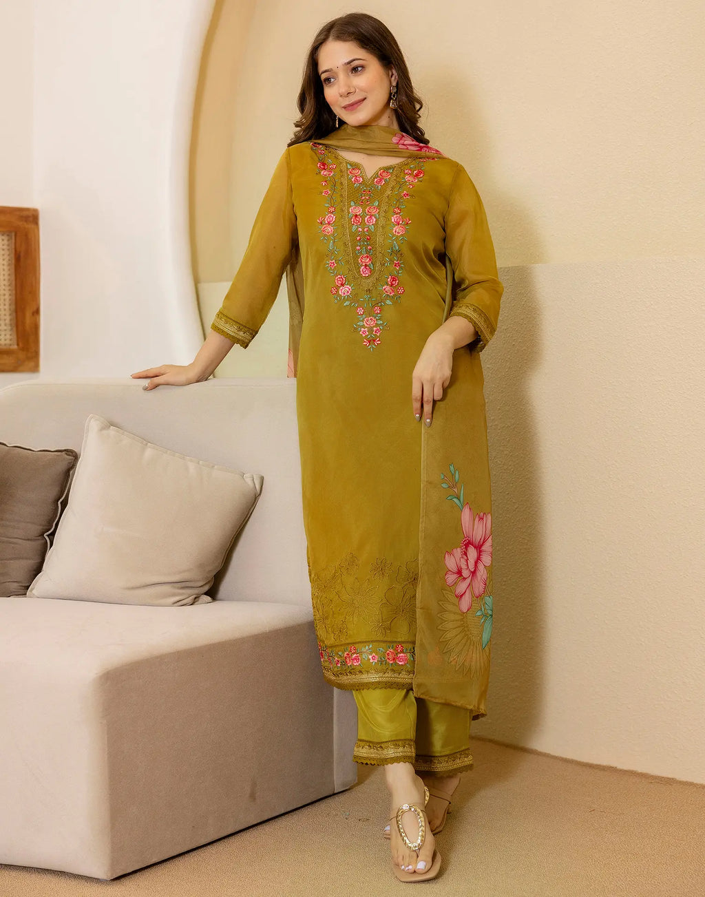 Organza Embroidered Straight 3 Piece Kurta Set