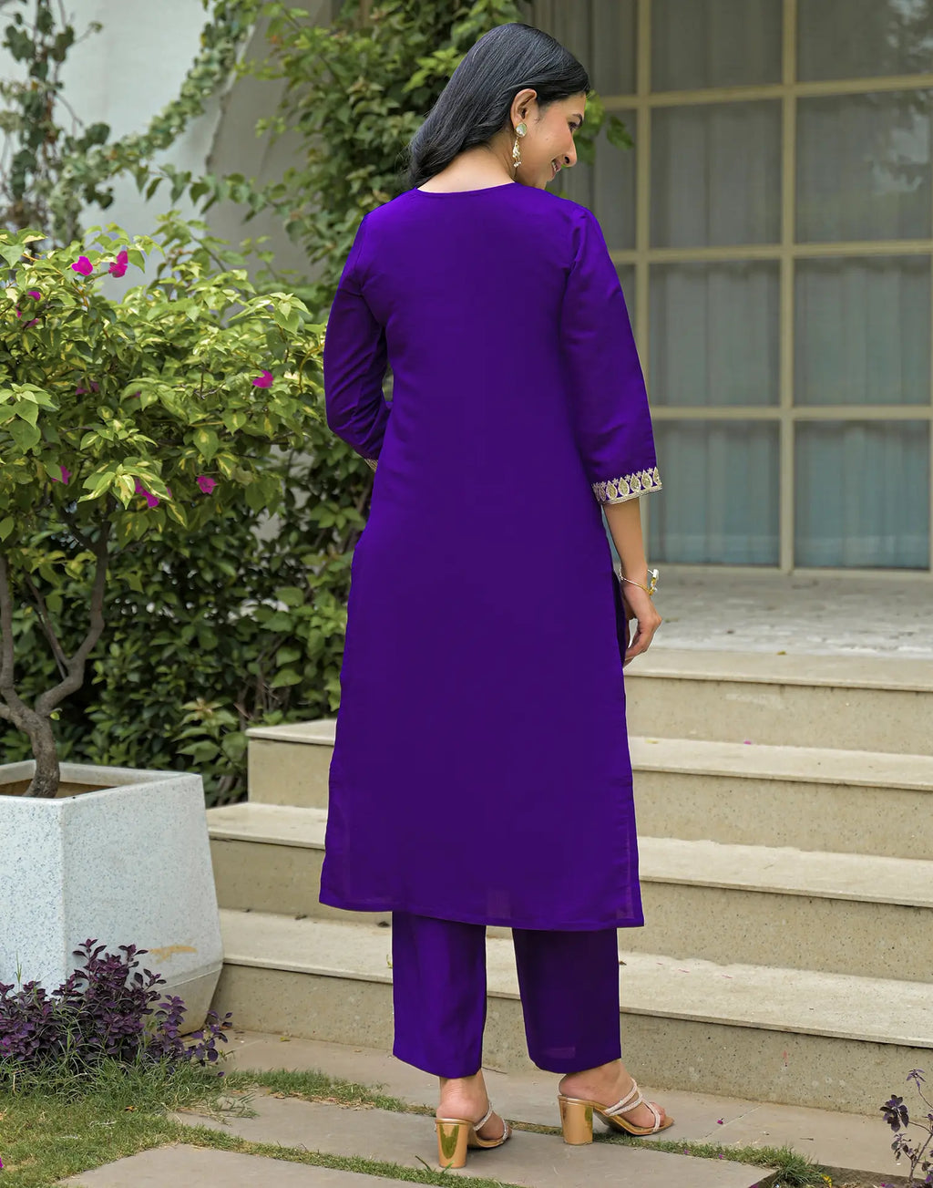 Silk Blend Embroidered Straight 3 Piece Kurta Set