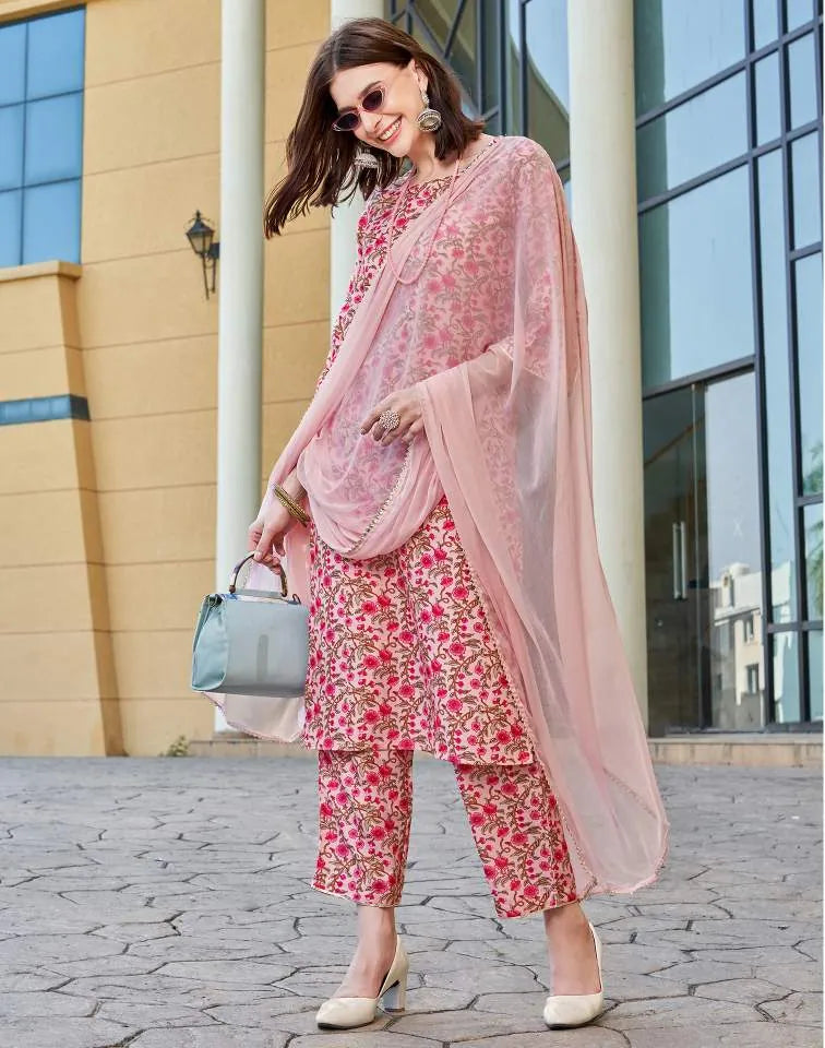 Affordable Light Pink Floral Printed Kurta Set