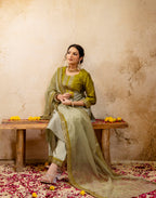 Skylee Taffeta Embroidered Straight 3 Piece Kurta Set For Woman