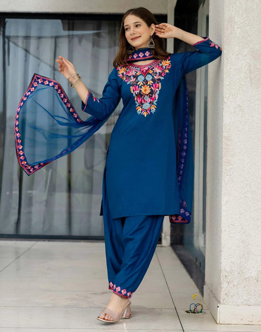 Chinnon Straight Embroidery Round Neck Kurta with Pant & Dupatta