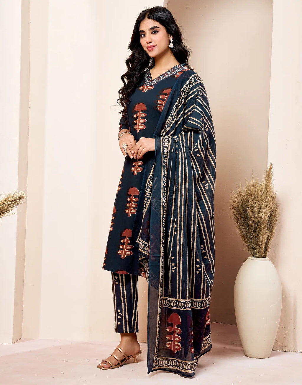 Viscose Rayon Printed Straight 3 Piece Kurta Set