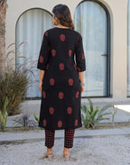 Skylee Cotton Printed Straight 3 Piece Kurta Set For Woman