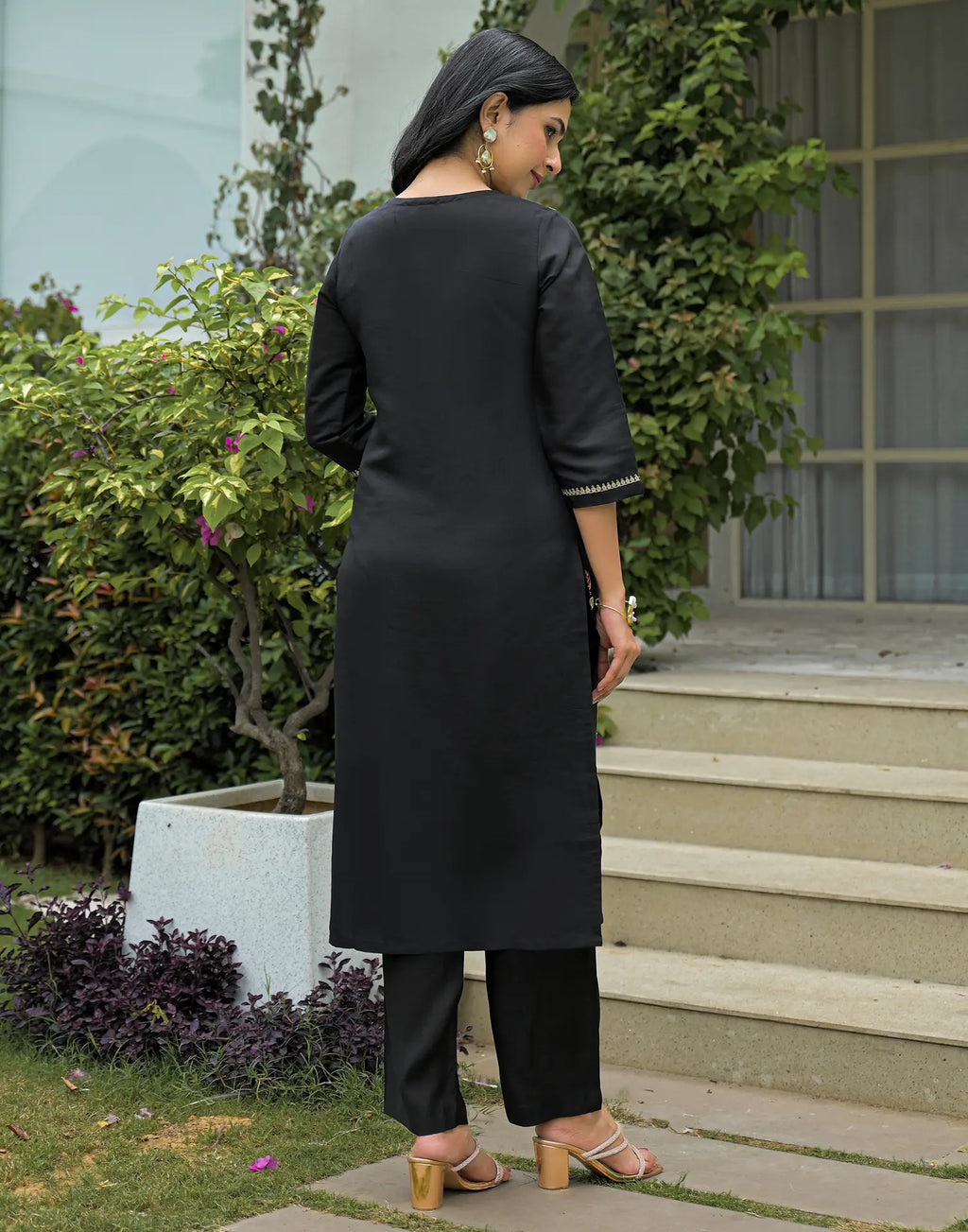 Silk Blend Embroidered Straight 3 Piece Kurta Set