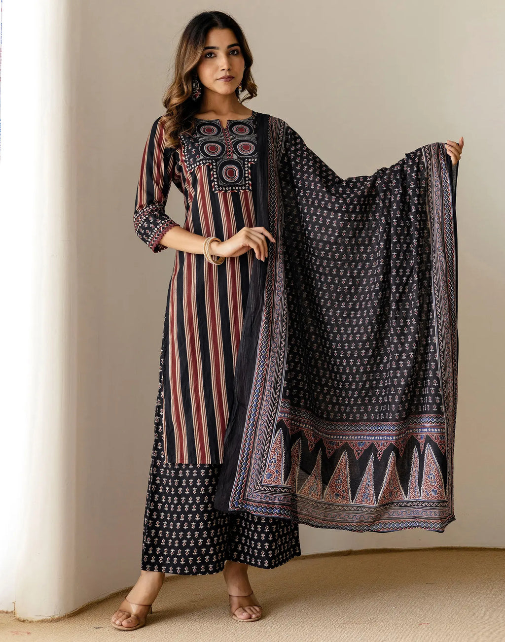 Viscose Rayon Printed Straight 3 Piece Kurta Set