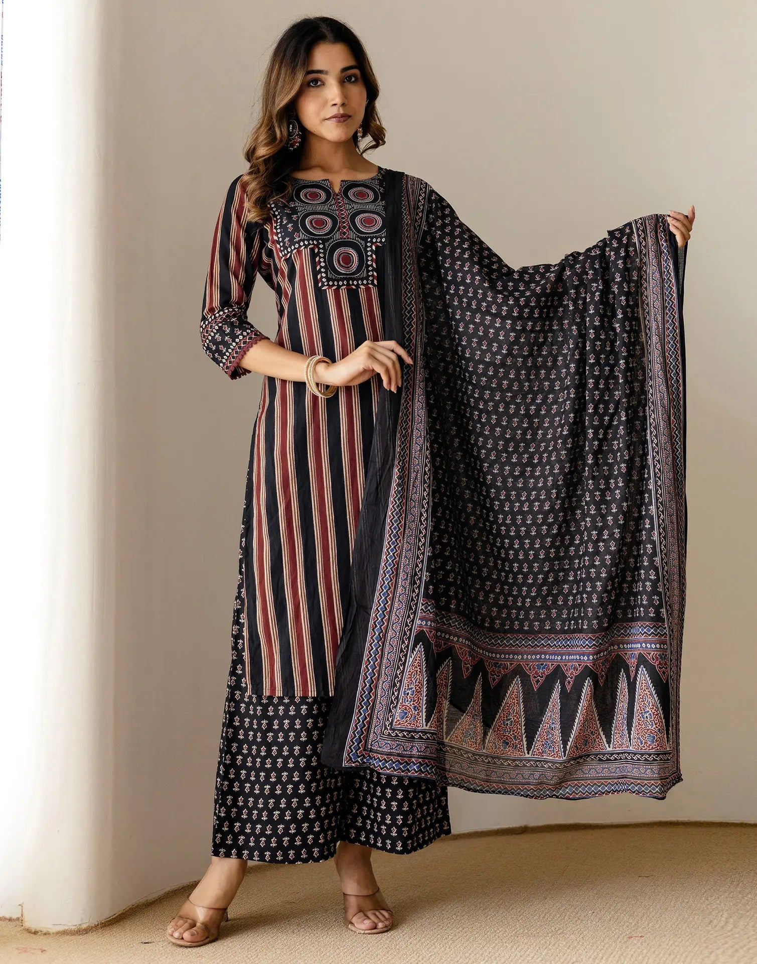 Viscose Rayon Printed Straight 3 Piece Kurta Set