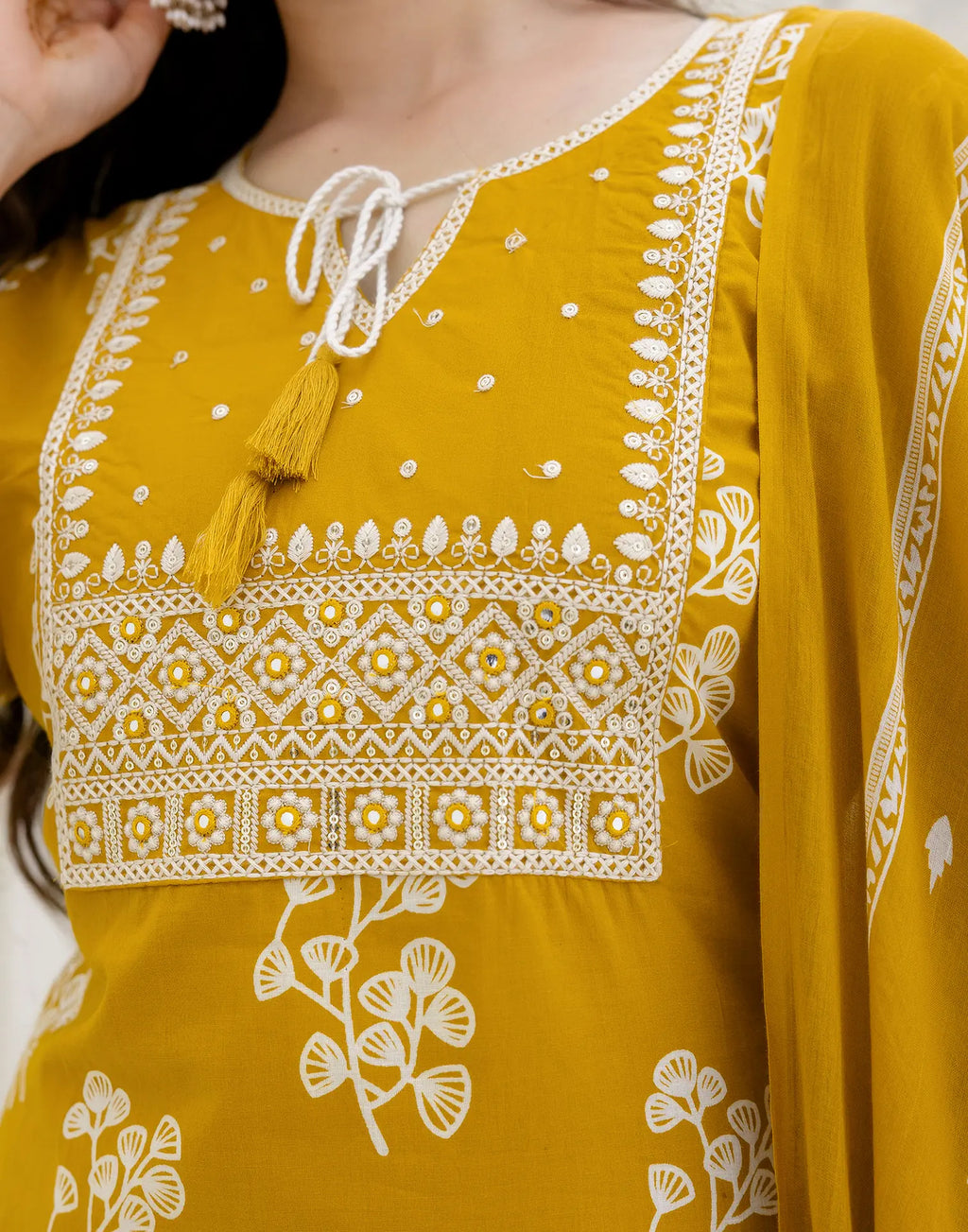 Viscose Rayon Embroidered Straight 3 Piece Kurta Set