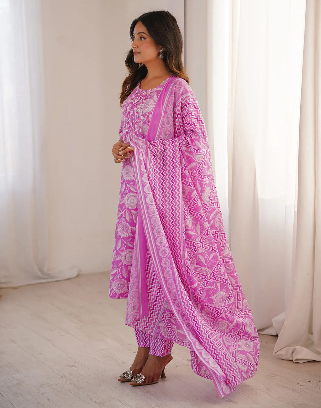 Skylee Cotton Embroidered Straight 3 Piece Kurta Set For Woman