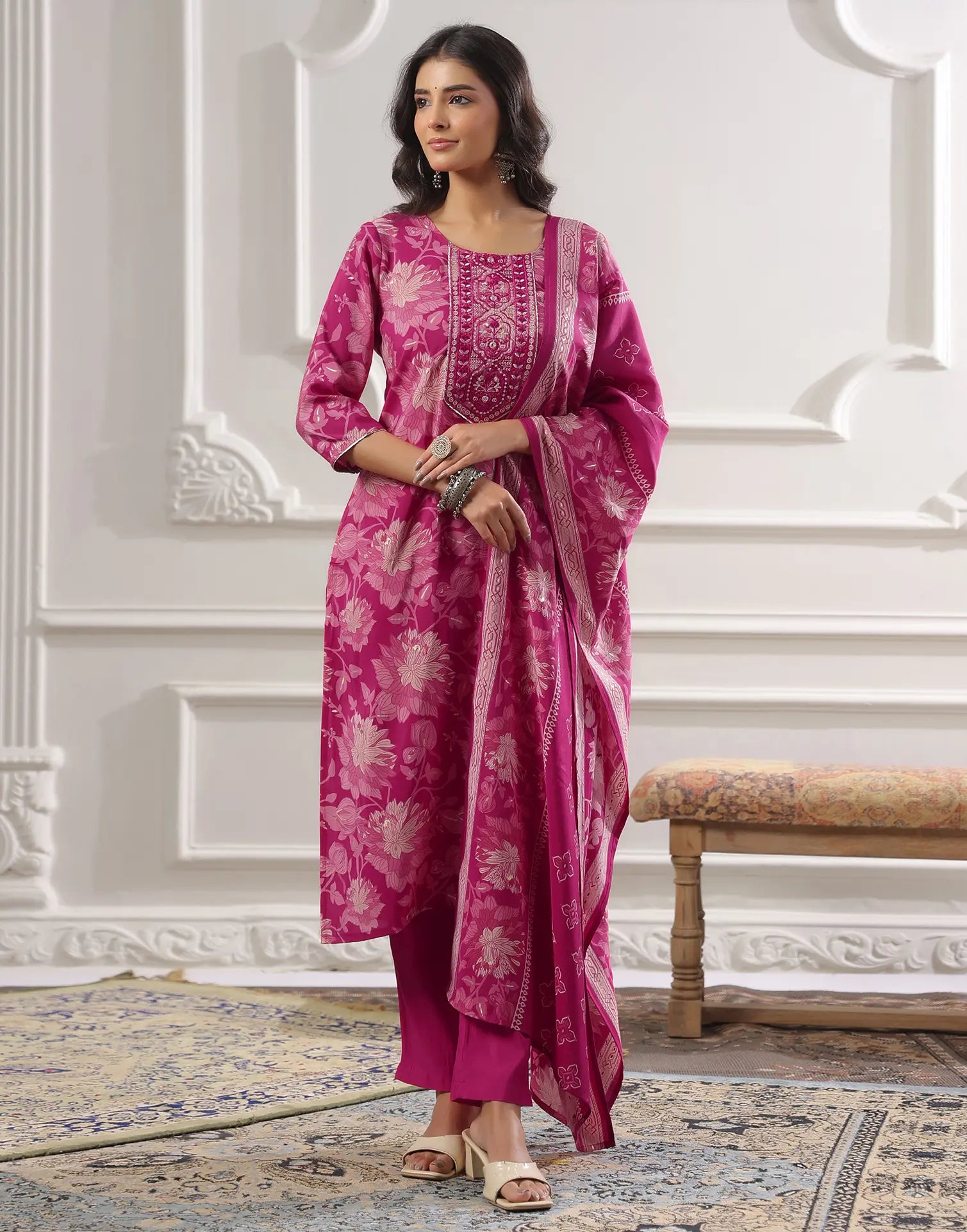 Skylee Silk Floral Print Straight 3 Piece Kurta Set For Woman