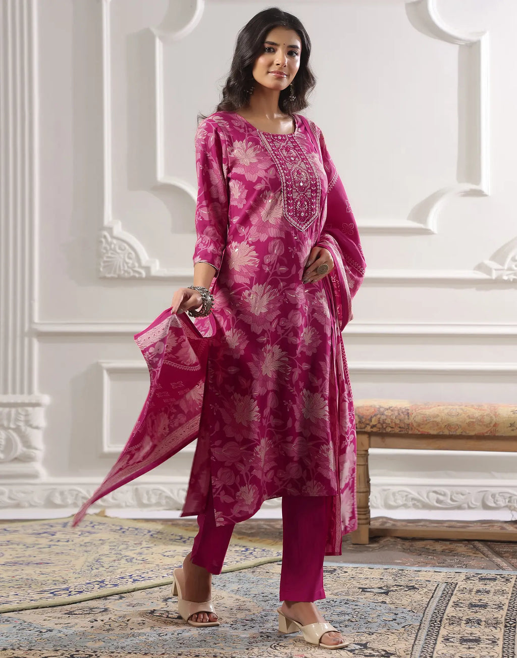 Skylee Silk Floral Print Straight 3 Piece Kurta Set For Woman