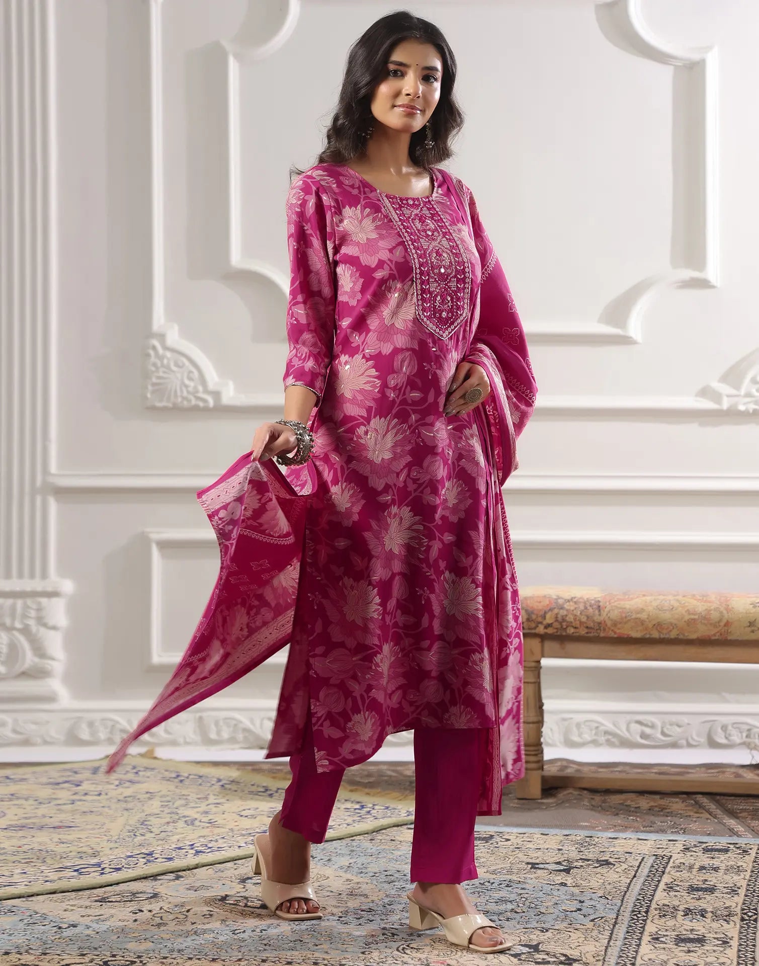 Skylee Silk Floral Print Straight 3 Piece Kurta Set For Woman