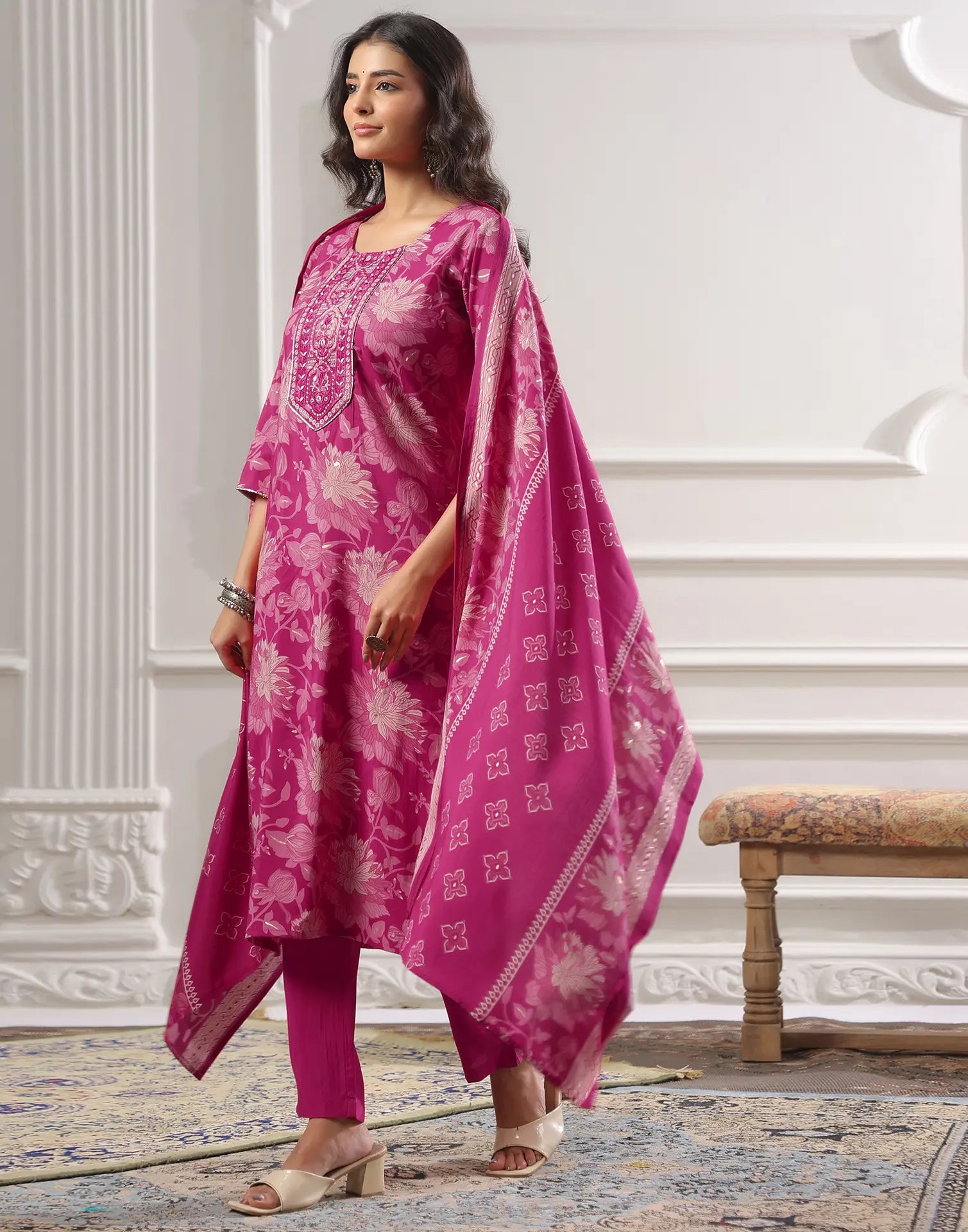Skylee Silk Floral Print Straight 3 Piece Kurta Set For Woman