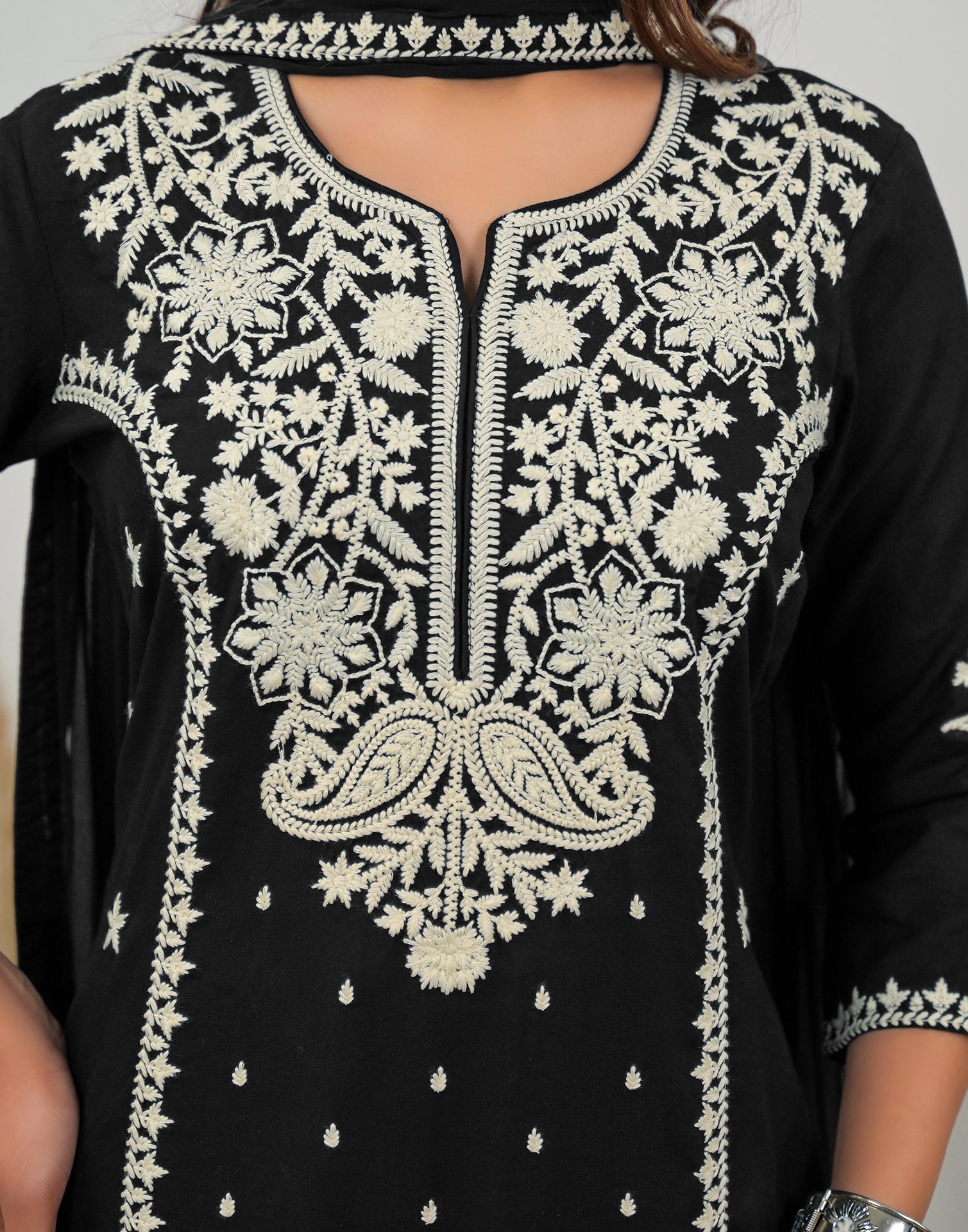 Skylee Rayon Embroidered Straight 3 Piece Kurta Set For Woman