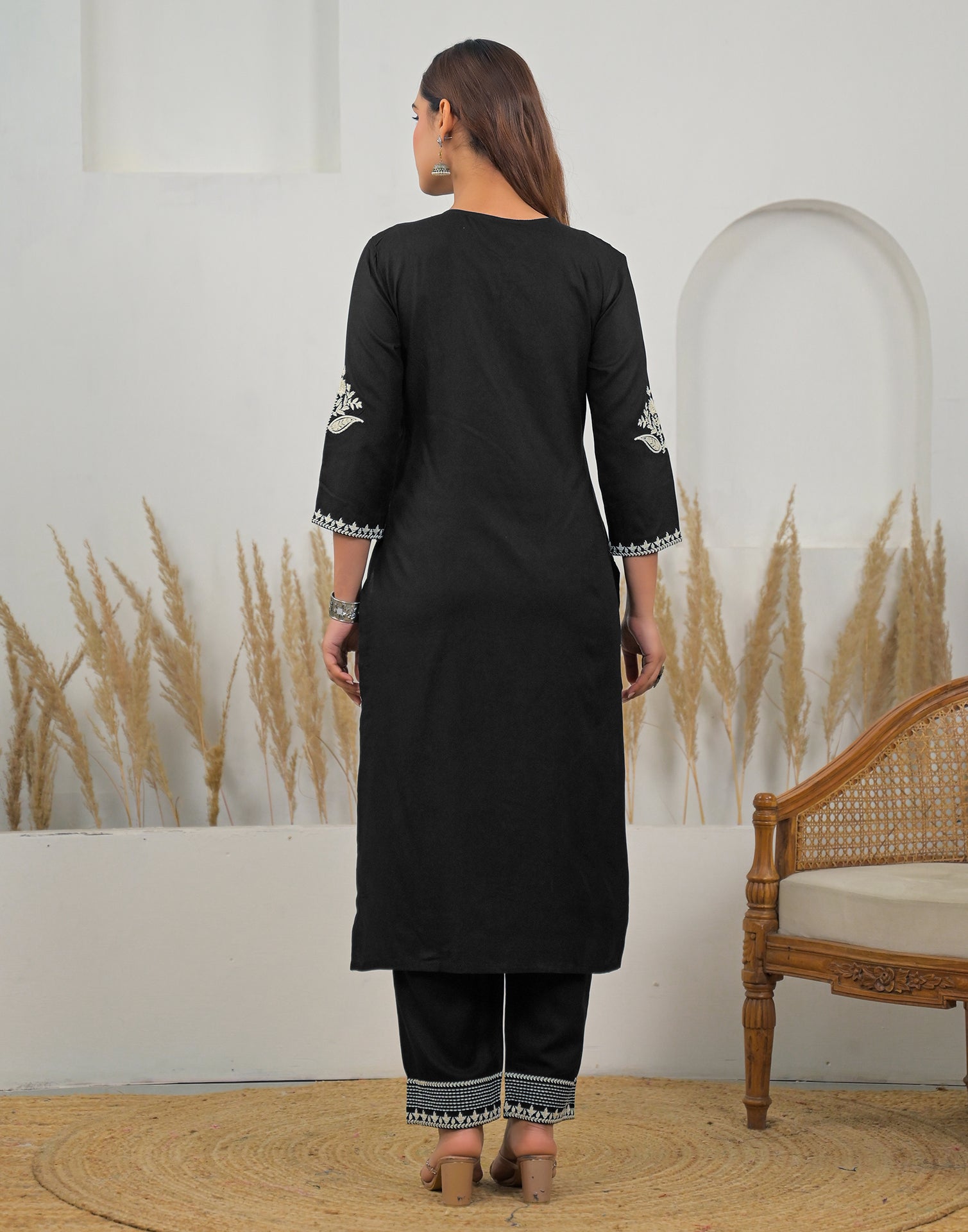 Skylee Rayon Embroidered Straight 3 Piece Kurta Set For Woman