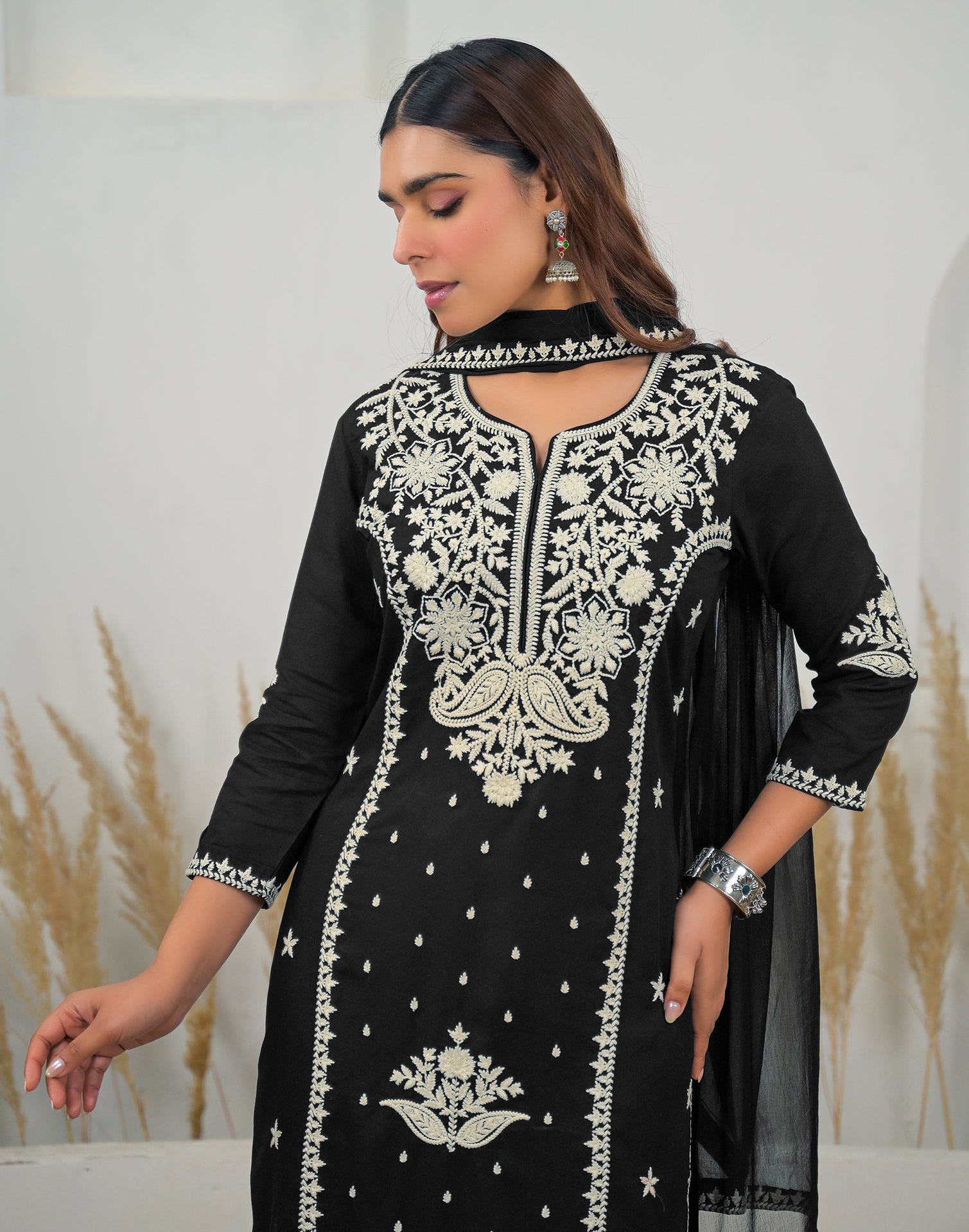 Skylee Rayon Embroidered Straight 3 Piece Kurta Set For Woman