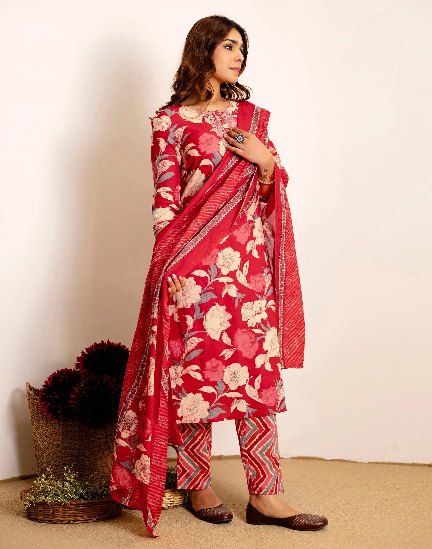 Skylee Cotton Printed Straight 3 Piece Kurta Set For Woman