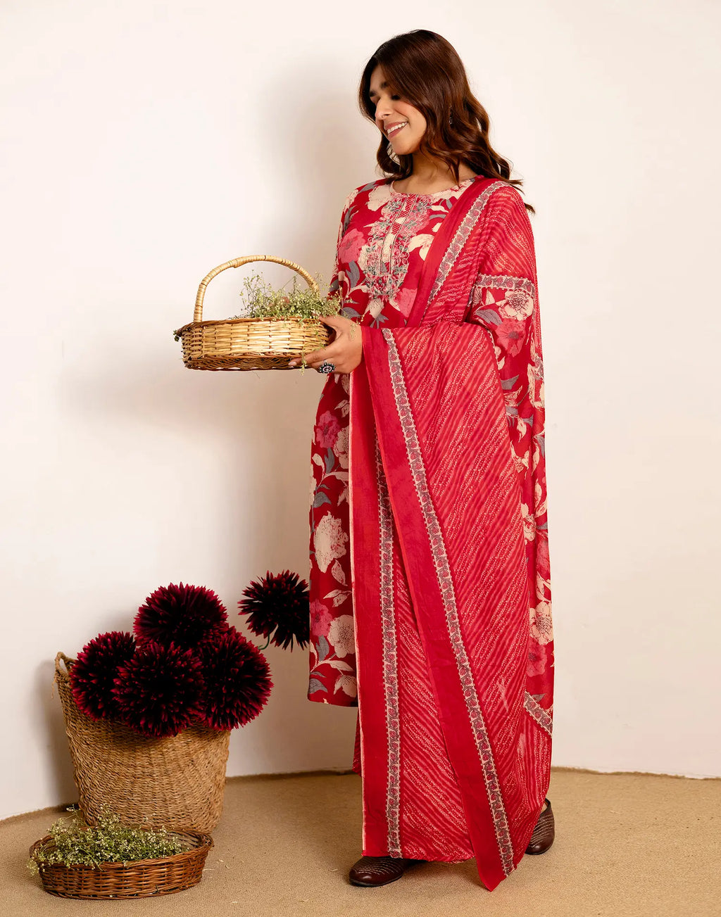 Skylee Cotton Printed Straight 3 Piece Kurta Set For Woman